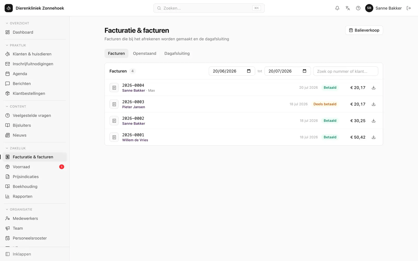 Invoice overview with paid and partially paid invoices.